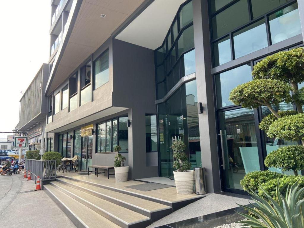 Memo Suite Pattaya Extérieur photo